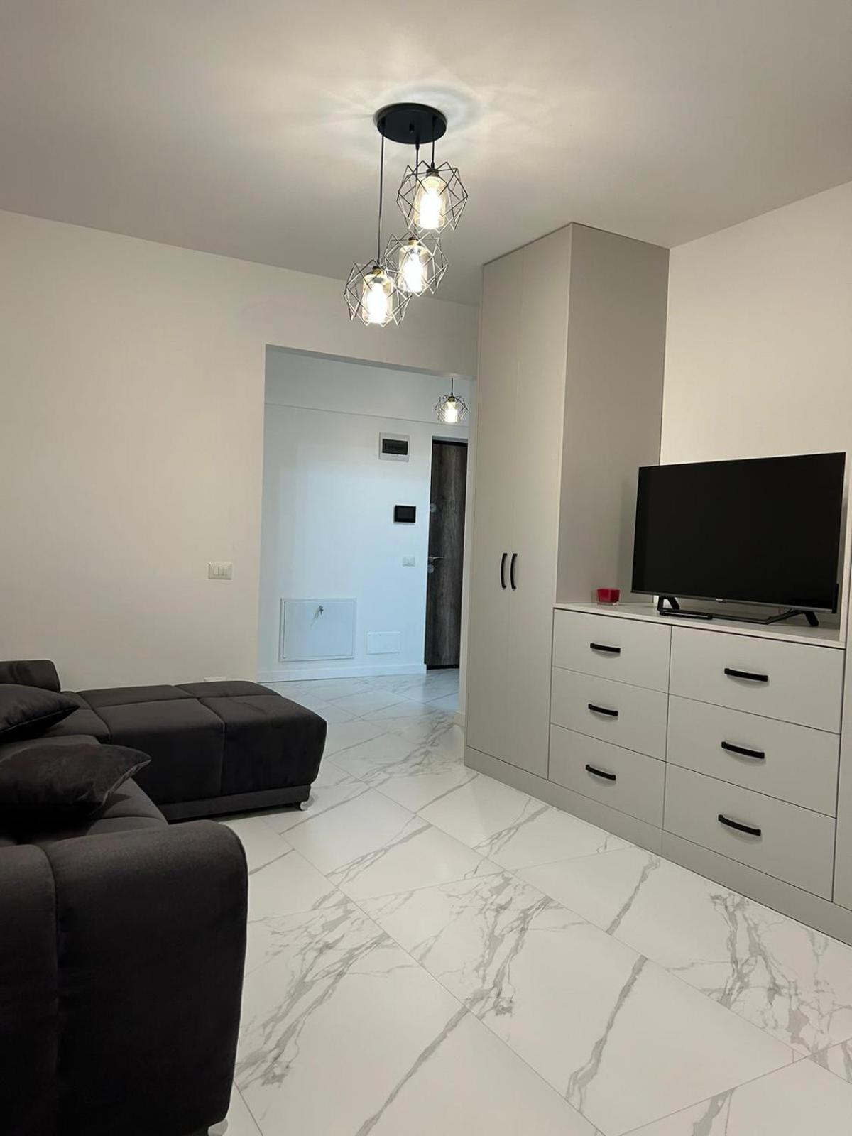 Exclusive Ultracentral Apartments And Studios #Enescu#Universitatii#Suceava Extérieur photo