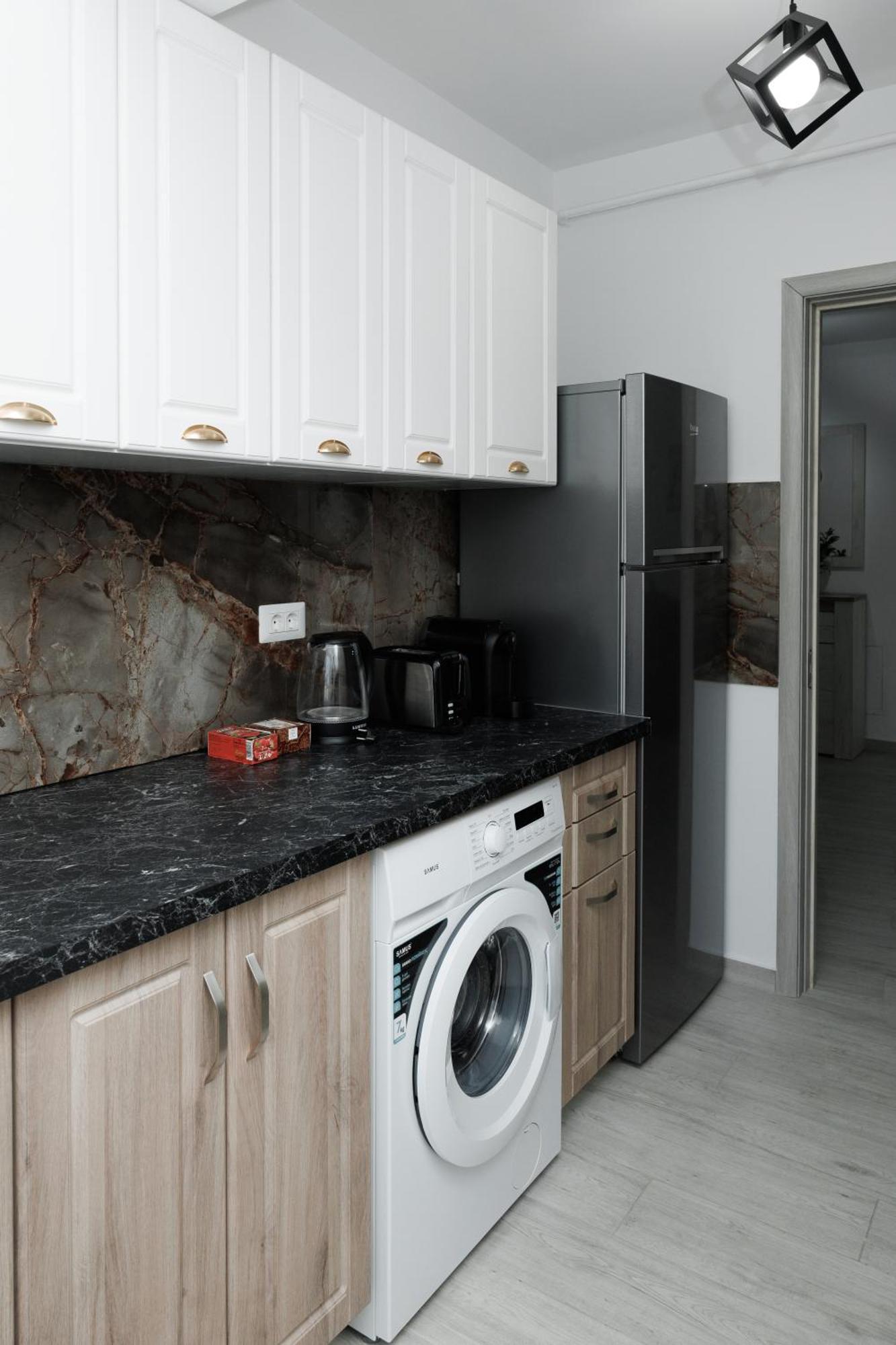 Exclusive Ultracentral Apartments And Studios #Enescu#Universitatii#Suceava Extérieur photo