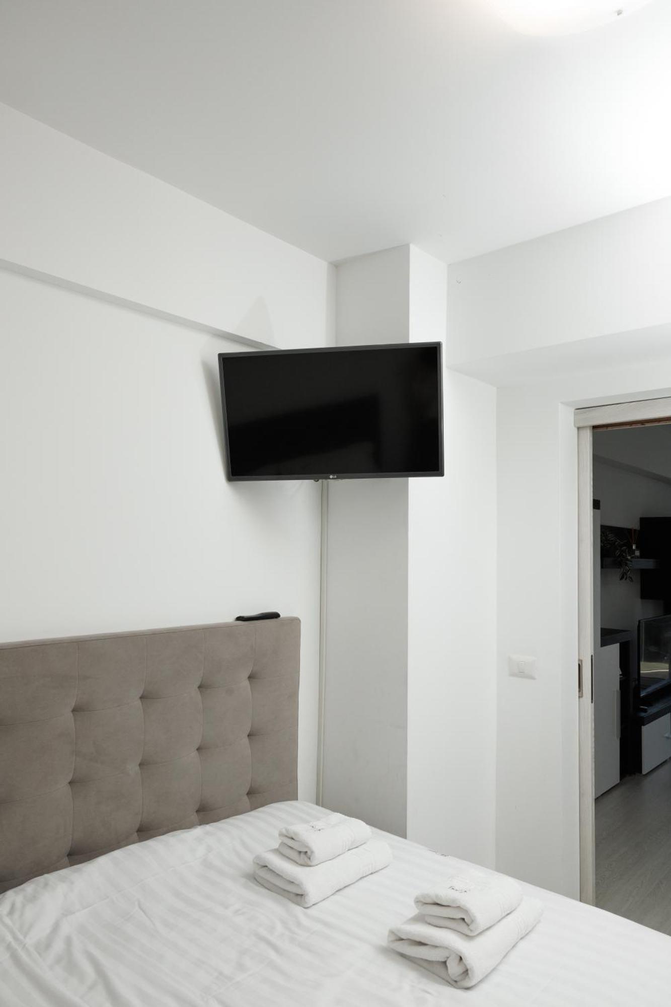 Exclusive Ultracentral Apartments And Studios #Enescu#Universitatii#Suceava Extérieur photo