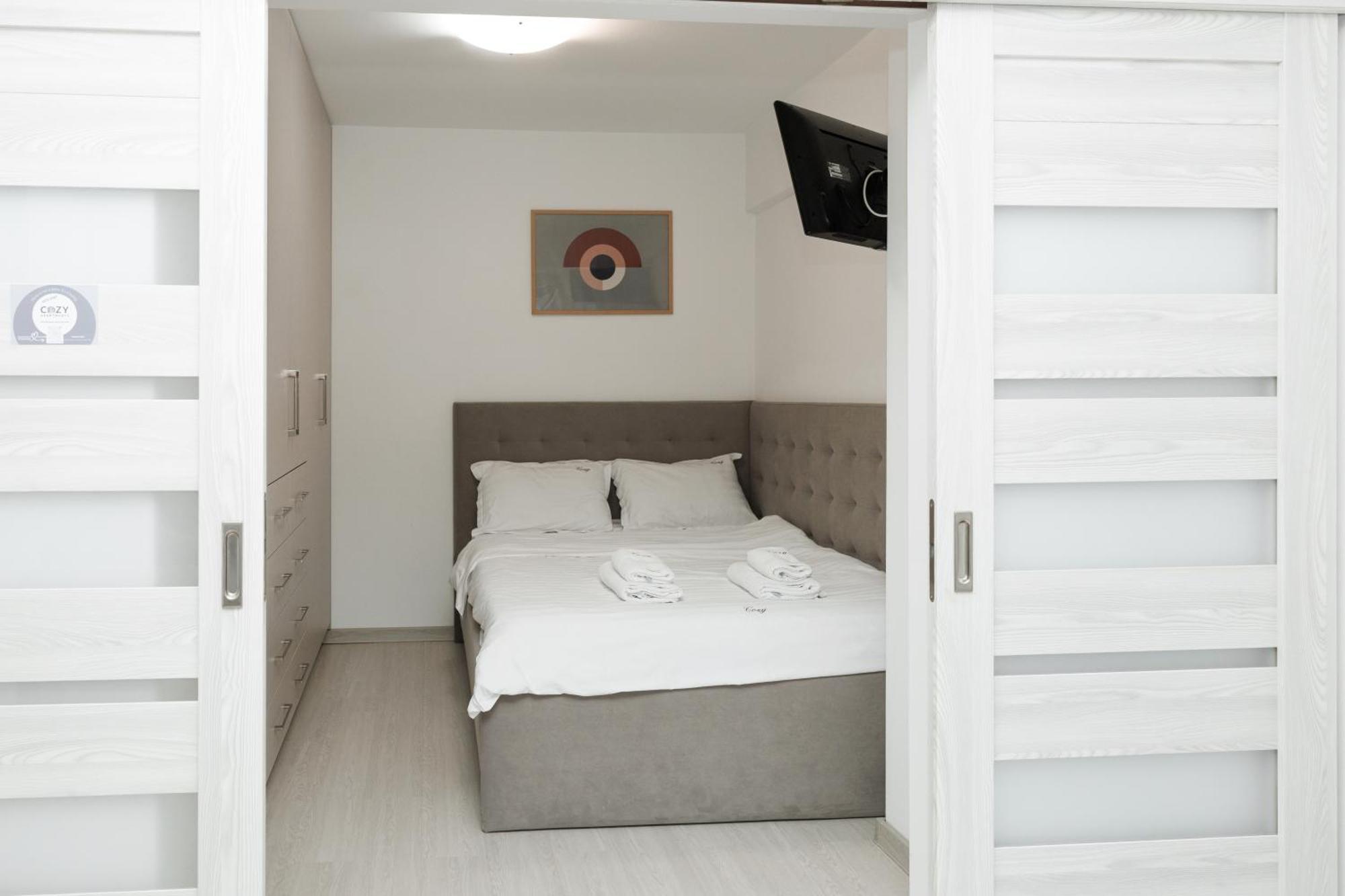 Exclusive Ultracentral Apartments And Studios #Enescu#Universitatii#Suceava Extérieur photo